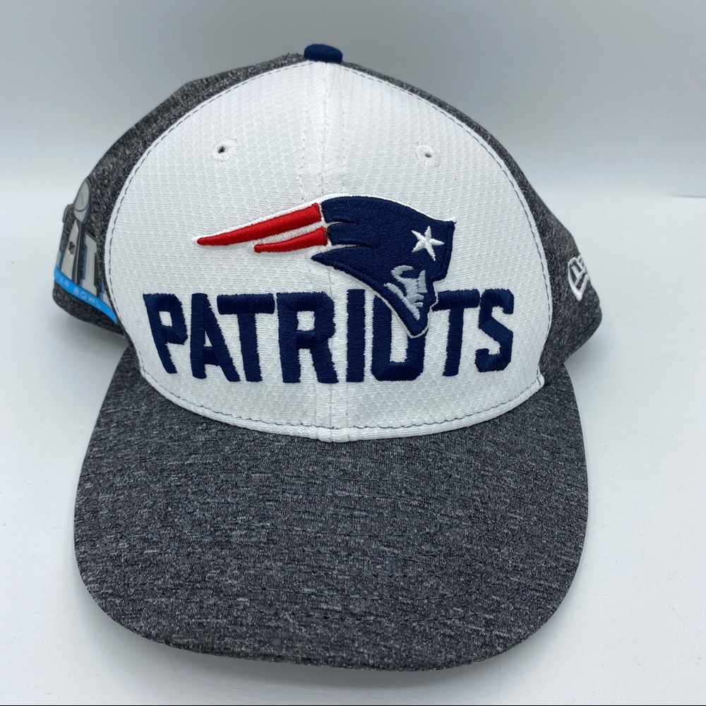 9FIFTY New England Patriots Snapback Superbowl LII New Era Hat/Cap Gray White